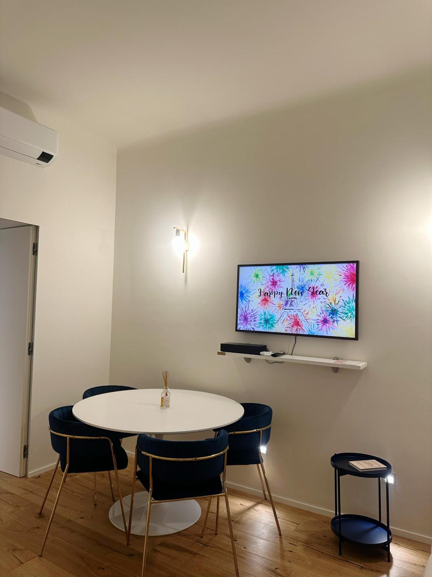 Private Apartment With Wi-Fi Milano City Near Duomo Atena Extérieur photo